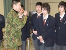 徳風高等学校の先生と生徒