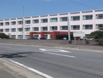 和歌山県立紀の川高等学校の校舎