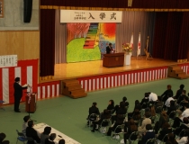 沖縄県立泊高等学校の入学式